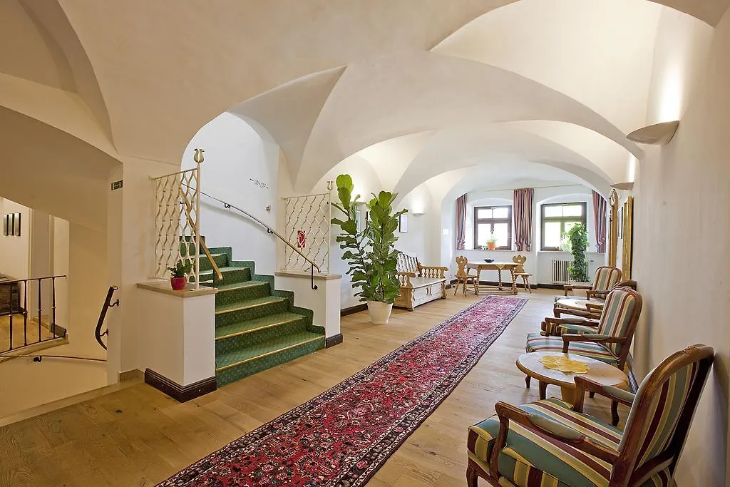 Hotel Alter Wirt Weyarn 3*,  Duitsland